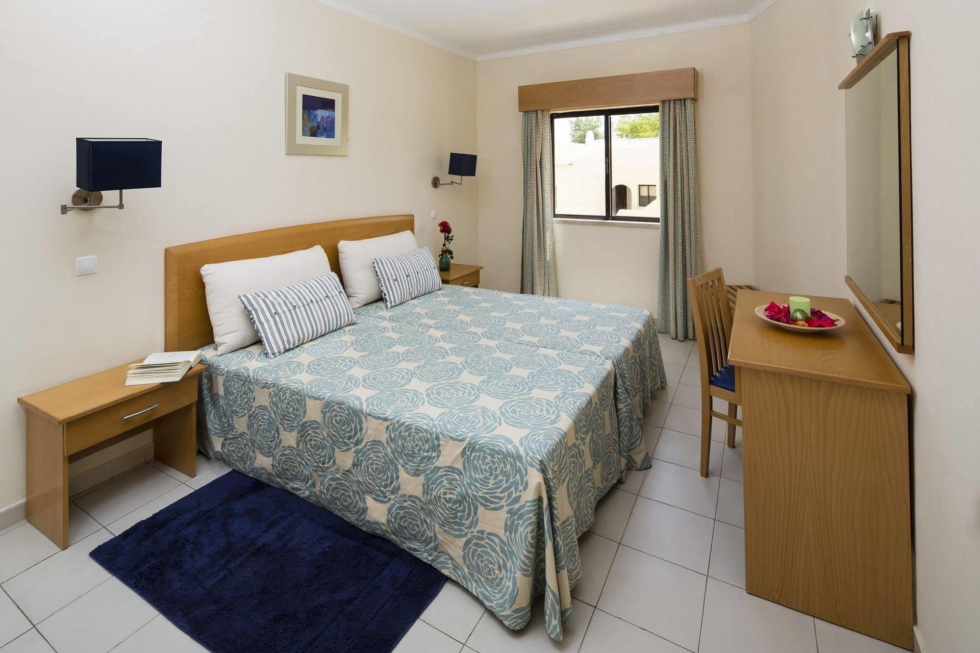 Alvor Clube Brisamar Aparthotel Exterior photo